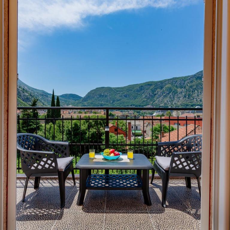 Spacious Central Magik - Apartment - Split Level - 18