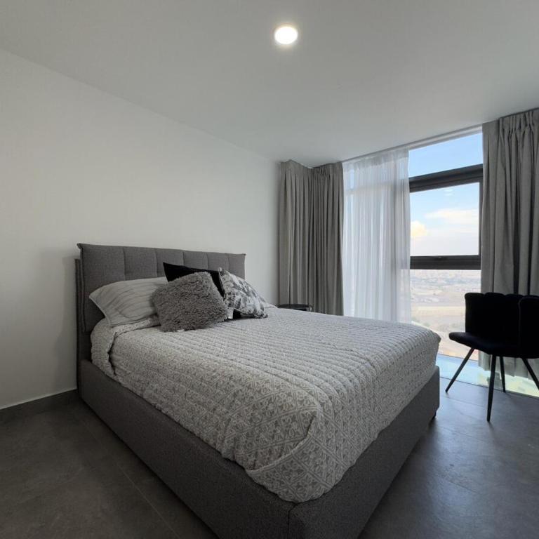 Depa Regina - Departamento cerca de Sultanes y UANL - Two-Bedroom Apartment with City View - 5