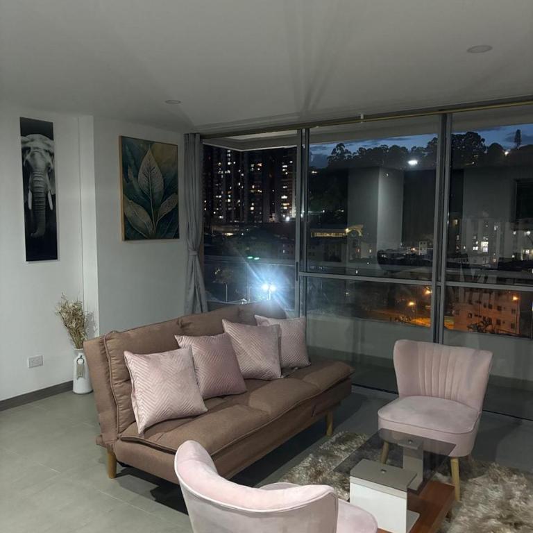 Apartamento Moderno con piscina en Medellín Itagüí - sur - Three-Bedroom Apartment - 3