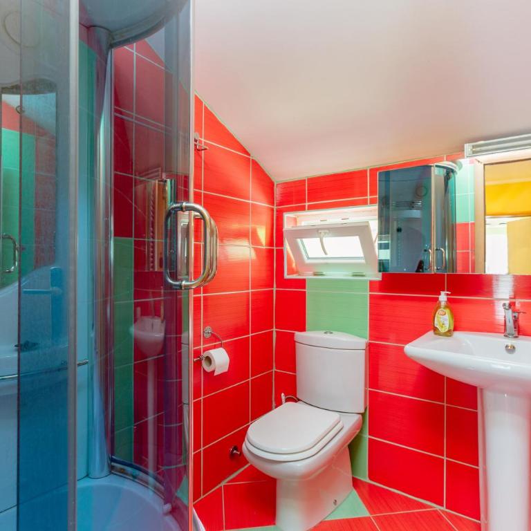 Spacious Central Magik - Apartment - Split Level - 13
