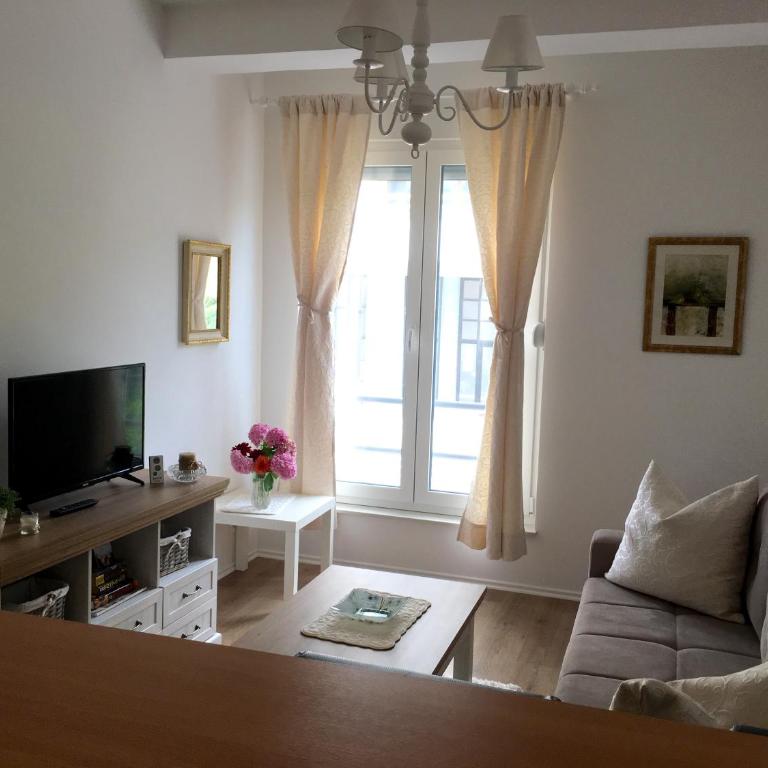 Happy Apartments Mostar - Apartment - 16