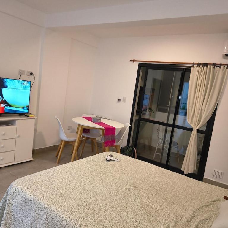 Hermoso Monoambiente - Apartamento de 1 dormitorio - 2