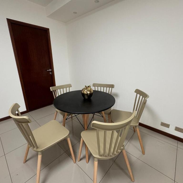 Beautiful Family Apartment with Pool WiFi Central Team - Two-Bedroom Apartment with Balcony - 24