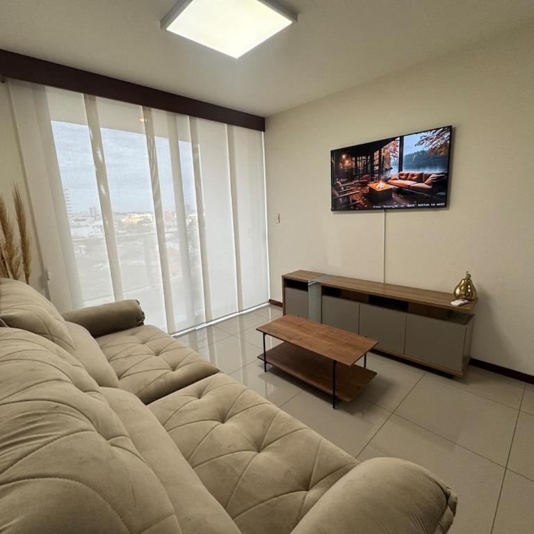 Beautiful Family Apartment with Pool WiFi Central Team - Two-Bedroom Apartment with Balcony - 27