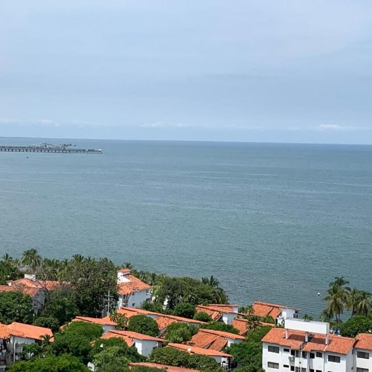 Beautiful Apartment Suite with Sea View - One-Bedroom Apartment - 21