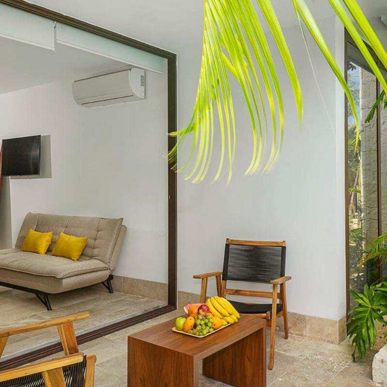 Relaxing 2BR Condo Omara with Direct Pool Access - Apartamento - 16