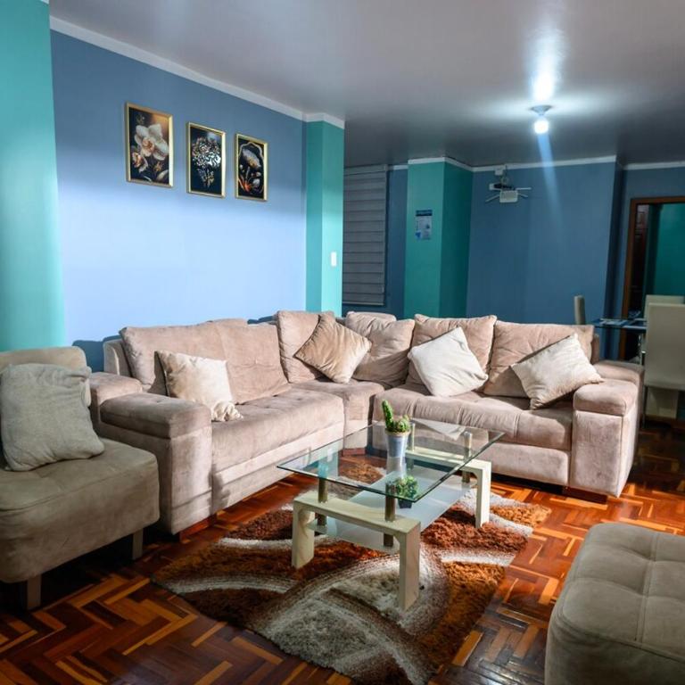 Hermosos Departamentos con Vista a los Nevados - Three-Bedroom Apartment - 1