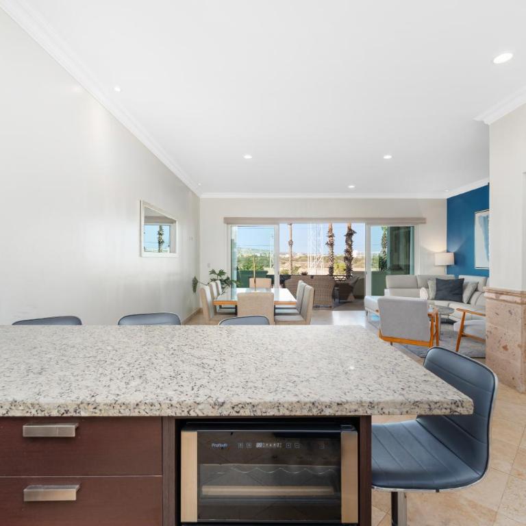 Condo Paraiso - Luxurious new condo 300mt from the beach - Apartamento de 2 dormitorios - 34