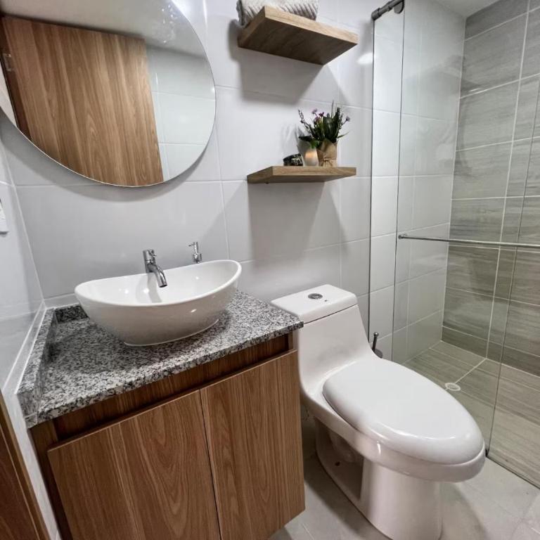 Moderno y Cómodo! Apartamento 2 hab en excelente ubicación - Apartamento de 2 dormitorios - 18