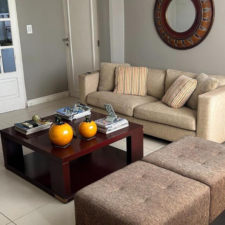 Departamento 2 Dormitorios con cochera - Apartamento de 1 dormitorio - 2