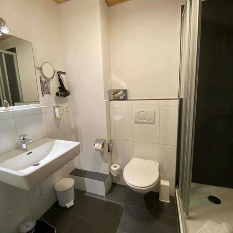 Carlton-Europe Vintage Adults Hotel - Habitación Doble Clásica - 10