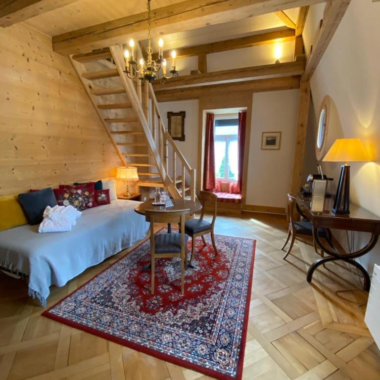 Carlton-Europe Vintage Adults Hotel - Habitación Triple Superior - 6