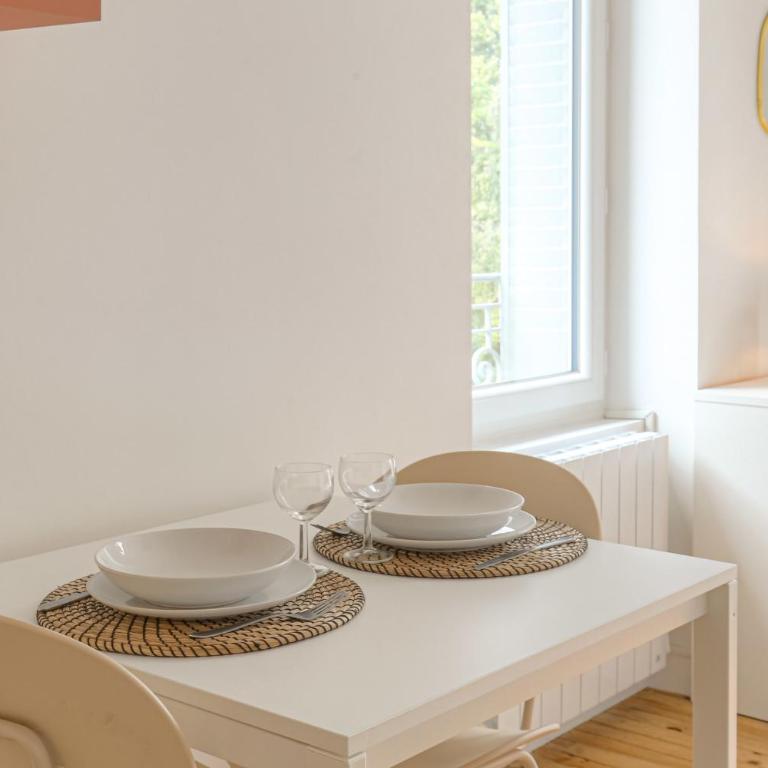 Design et Cosy à 10 mins métro Gratte-Ciel - Appartement - 9