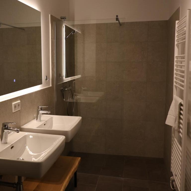 Alpen Experience Apart Hotel - Superior Apartment mit 1 Schlafzimmer und Balkon - 1