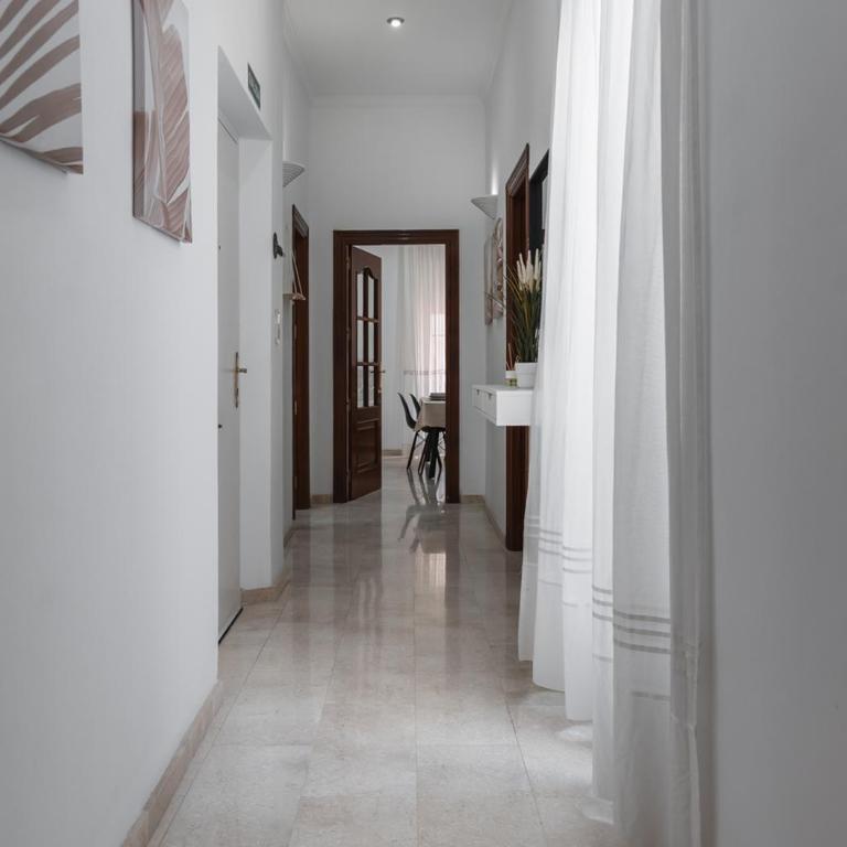 Home4u Castañeda - Apartment - 5