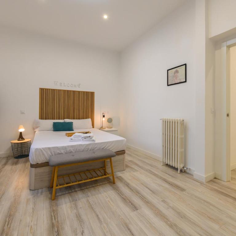 Barcelona habitación con comodidad y zonas compartidas Gran Vía-Madrid T emporal SBE1013 - Double Room with Balcony - 10