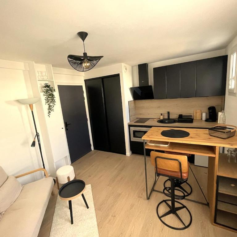 2 pièces Cosy avec parking privé - Appartement 1 Chambre - 1