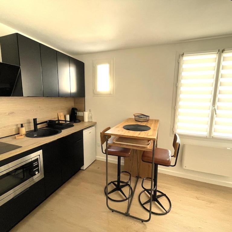 2 pièces Cosy avec parking privé - Appartement 1 Chambre - 6