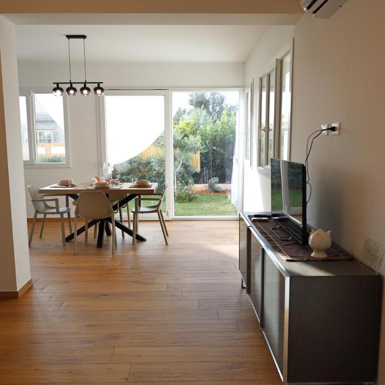 Magnolia Home - Deluxe Apartment mit 1 Schlafzimmer und Gartenblick - 8