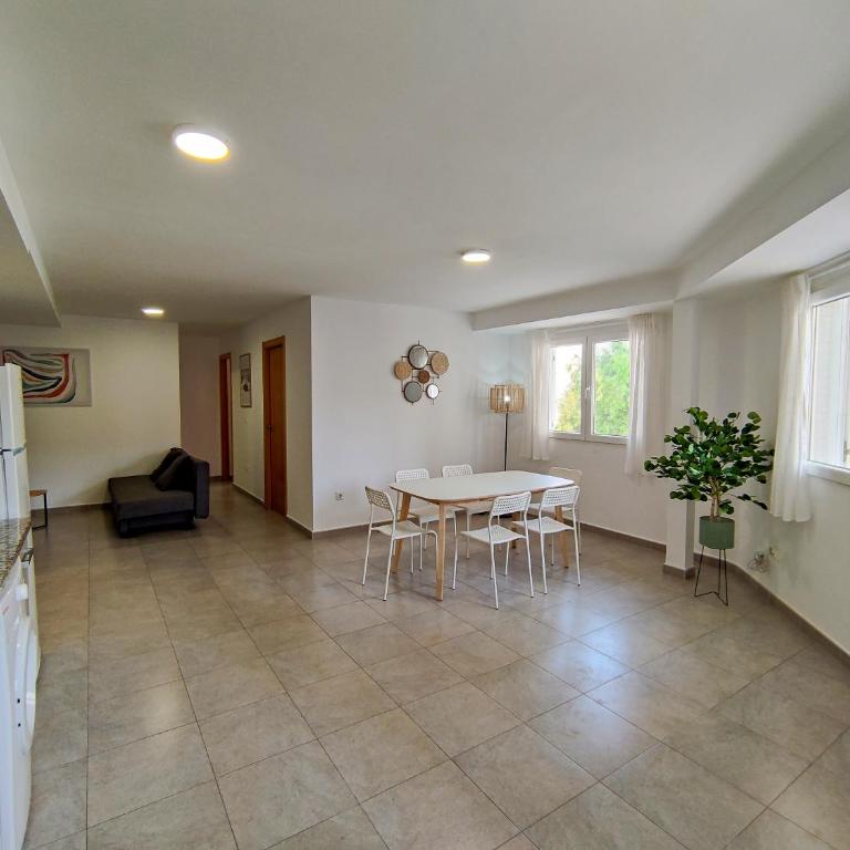Apartamentos Gandia Familiar 3000 - Apartamento Superior de 2 dormitorios - 23