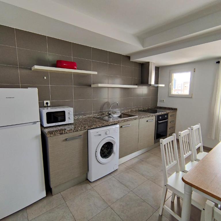 Apartamentos Gandia Familiar 3000 - Apartamento Superior de 2 dormitorios - 31