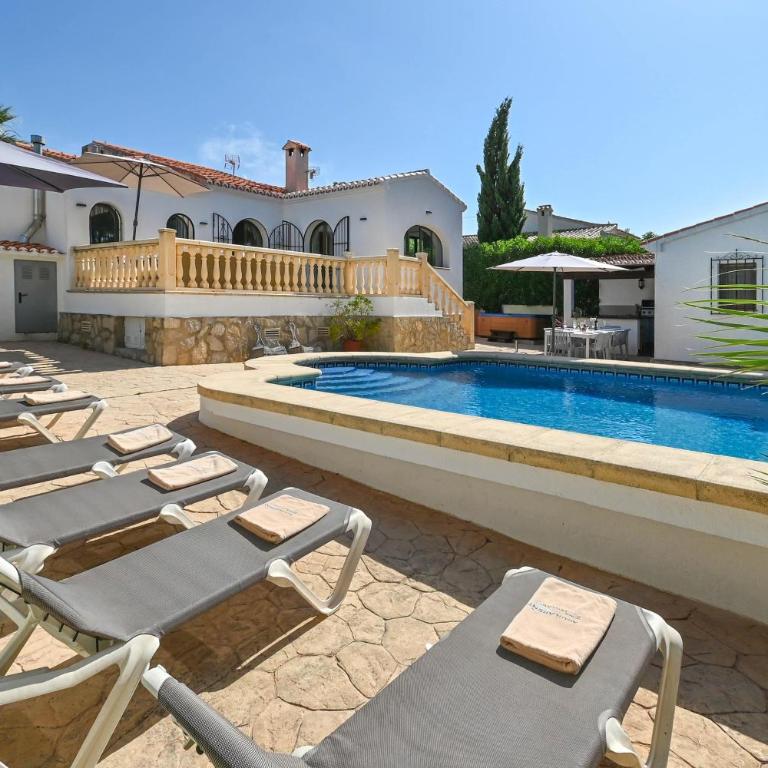 Casa Virginia by Aguilarent - Villa - 17