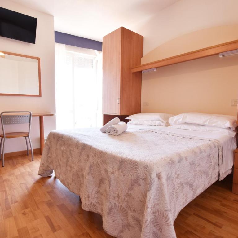 Hotel Galles - Camera Familiare Superior - 2