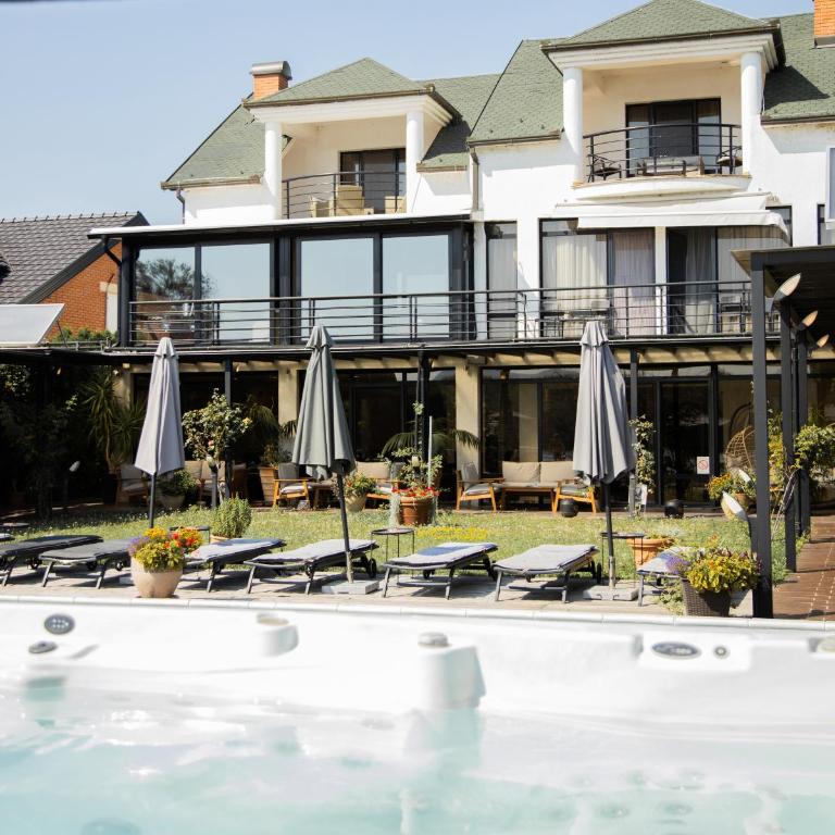 Guest House Panorama Aqualux with Free Parking - Deluxe Villa - 19