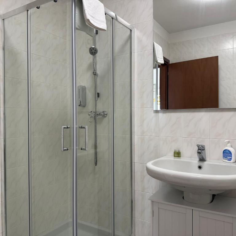 Girasole Guest House - Two-Bedroom Apartment - 13