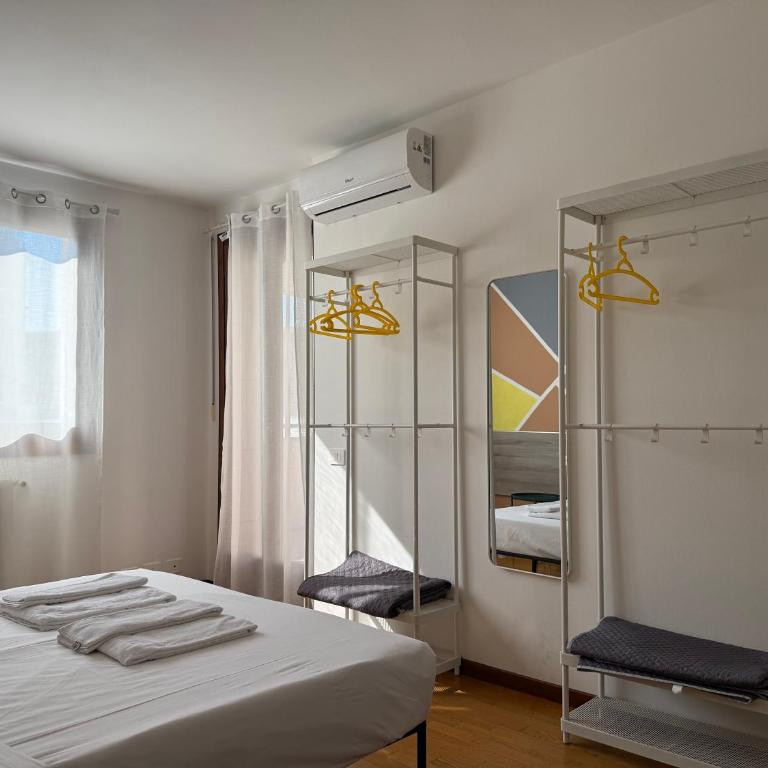 Girasole Guest House - Two-Bedroom Apartment - 7