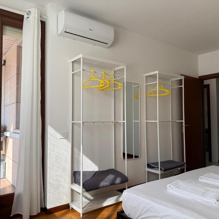 Girasole Guest House - Two-Bedroom Apartment - 5