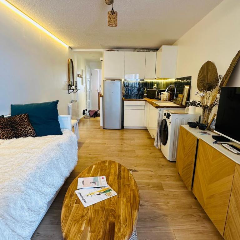 Appartement 2 à 4 personnes à 50m de la plage - One-Bedroom Apartment - 21
