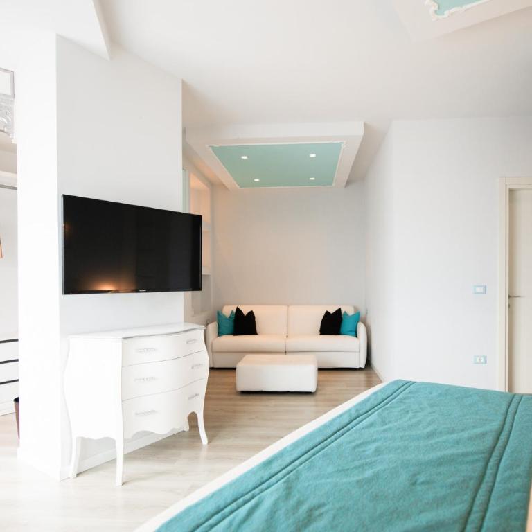 Hotel Carlton - Suite King con Vasca Idromassaggio - 10