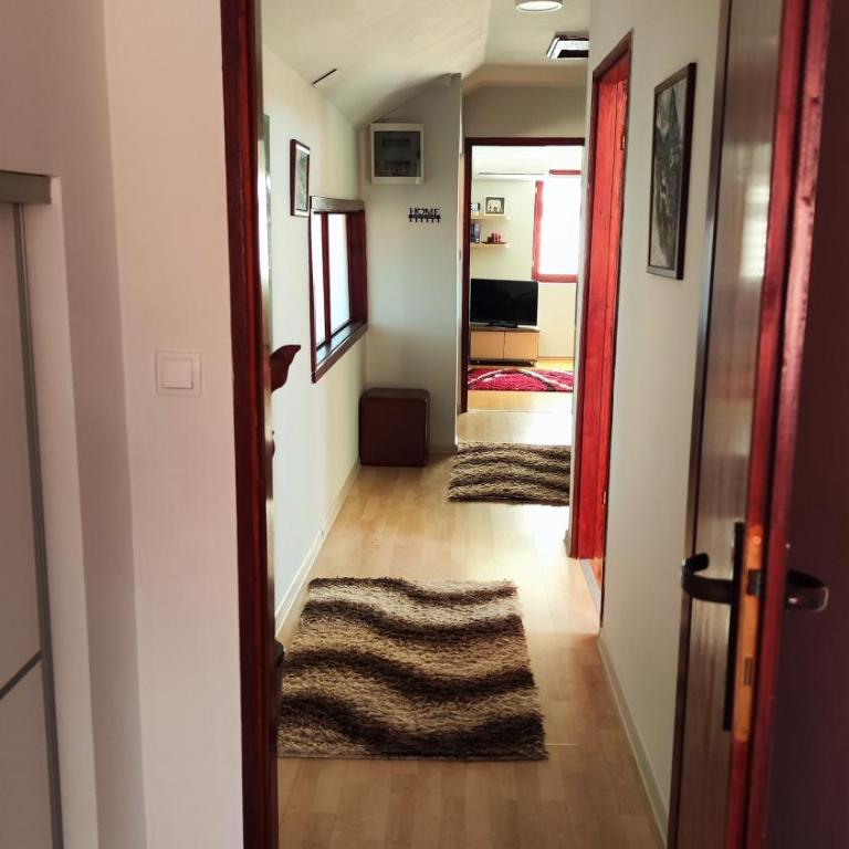 JetNest - Two-Bedroom Apartment - 30