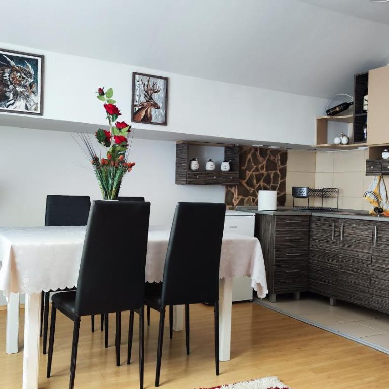 JetNest - Two-Bedroom Apartment - 1