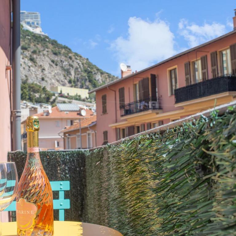 AV DE FRANCE - Agréable 3 pièces - Frontière Monaco à 30 mètres - Appartement 2 Chambres - 17