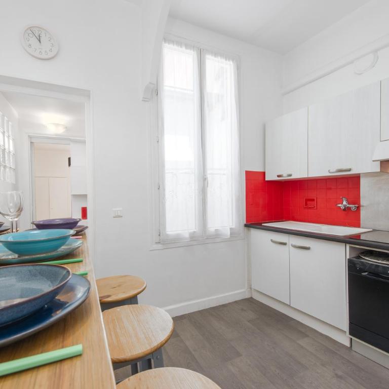 AV DE FRANCE - Agréable 3 pièces - Frontière Monaco à 30 mètres - Appartement 2 Chambres - 20