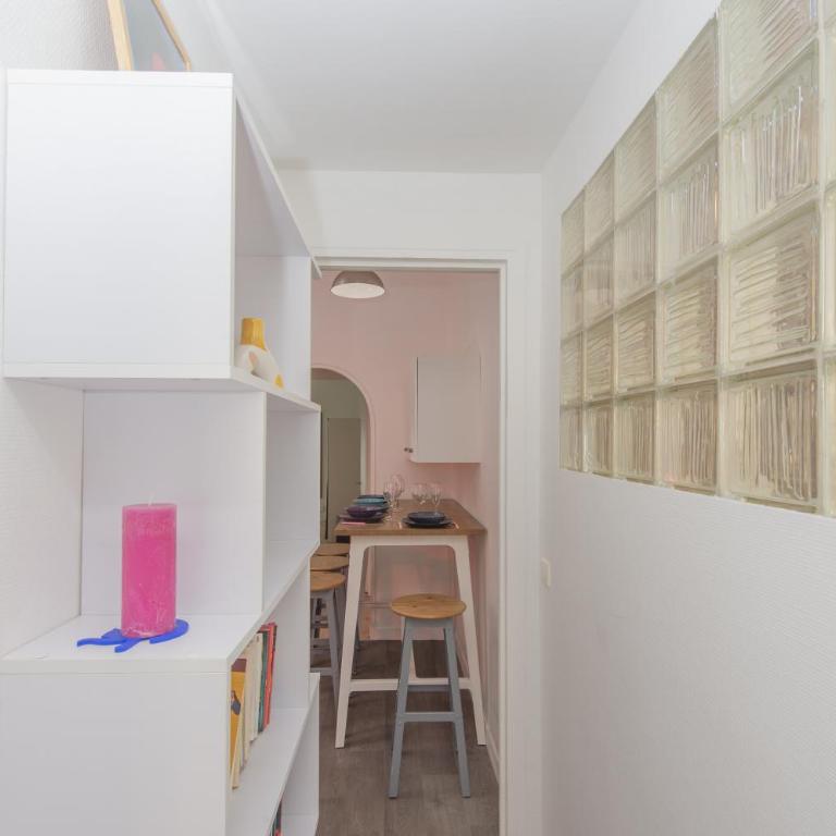 AV DE FRANCE - Agréable 3 pièces - Frontière Monaco à 30 mètres - Appartement 2 Chambres - 22