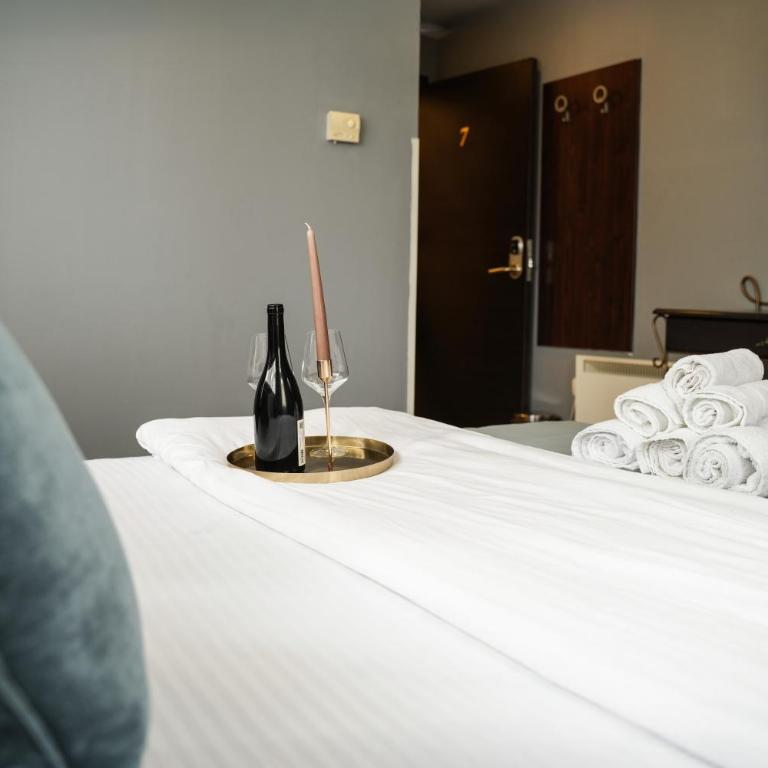 Boutique Hotel Aviator - Deluxe Double Room - 11