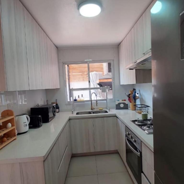 Hermosa casa en sector residencial para 7 personas - Three-Bedroom Home - 8