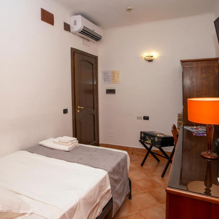 Hotel Neapolis - Camera Singola - 2