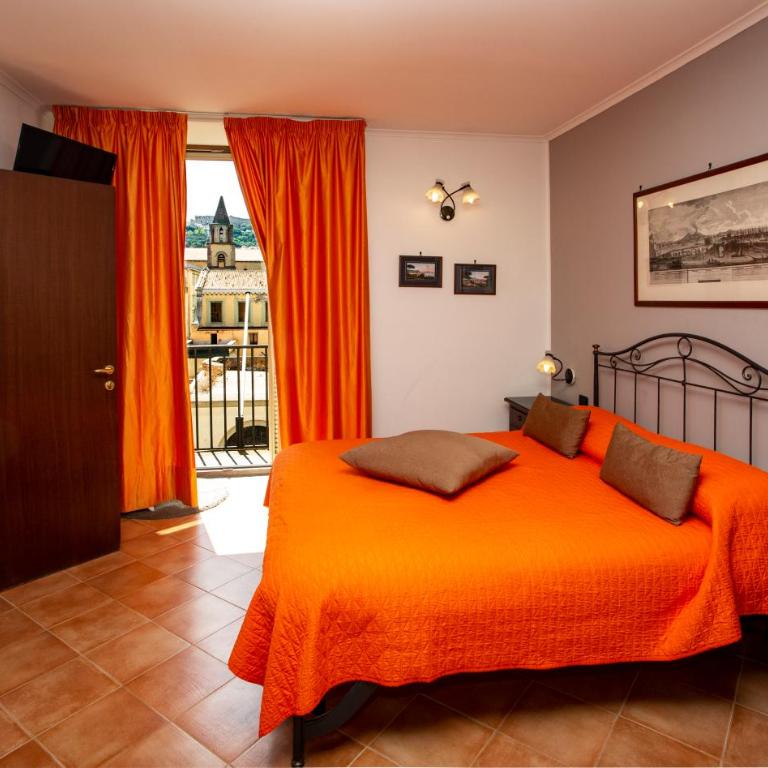 Hotel Neapolis - Camera Familiare - 2