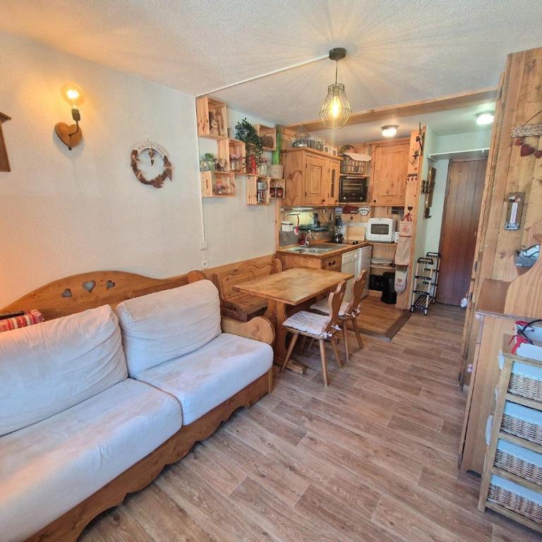 Charmant 2P rénové, 4 pers, balcon, proche pistes - FR-1-265-251 - Appartamento (5 Adulti) - 1