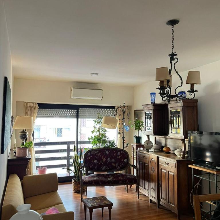 Departamento Zona centro con cochera - Apartamento de 2 dormitorios - 1