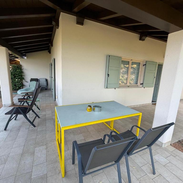 Villetta 56 Blu Yellow and Red Lake view Garden Private Parking by Garda Domus Mea - Casa con 1 Camera da Letto - 16