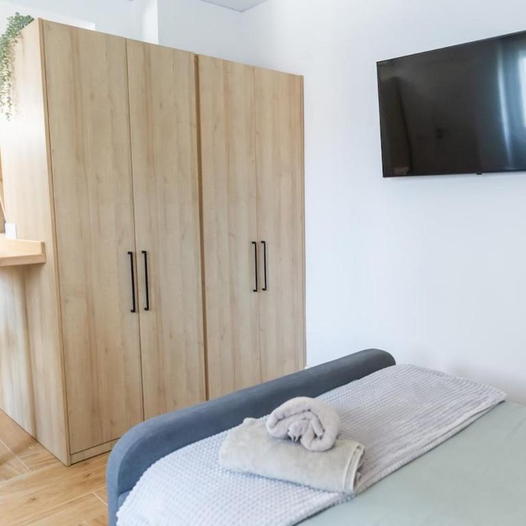 Chic Studio Downtown - AC - WiFi - One-Bedroom Apartment - 21