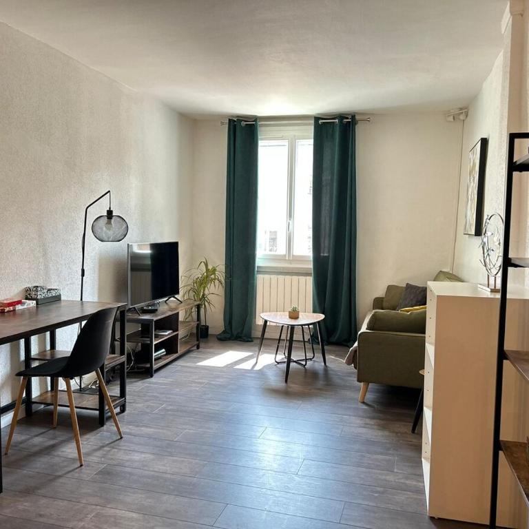 La Voûte, proche de la Cathédrale - Appartement 2 Chambres - 11