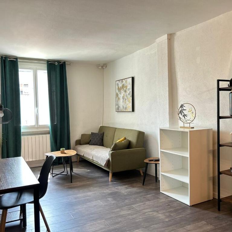 La Voûte, proche de la Cathédrale - Appartement 2 Chambres - 17