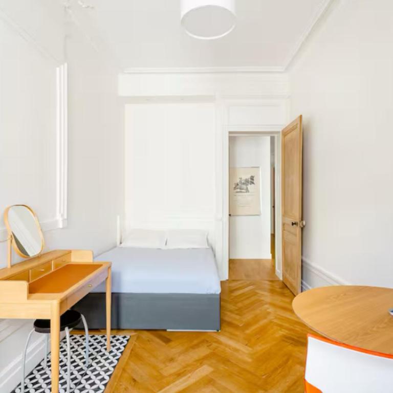 Chambre dans appartement familial au pied du métro et proche parc tête d or - Chambre Double avec Salle de Bains Privative - 6