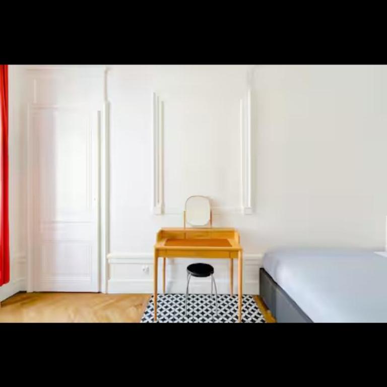 Chambre dans appartement familial au pied du métro et proche parc tête d or - Chambre Double avec Salle de Bains Privative - 9